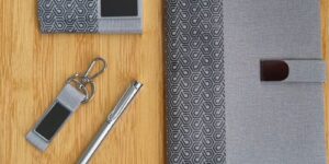Pen, Card Holder, Keychain, Notebook Gift Set PE - 2305